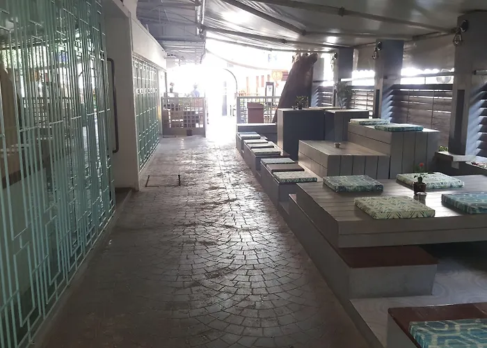 Le Sutra Hotel, Khar, Mumbai